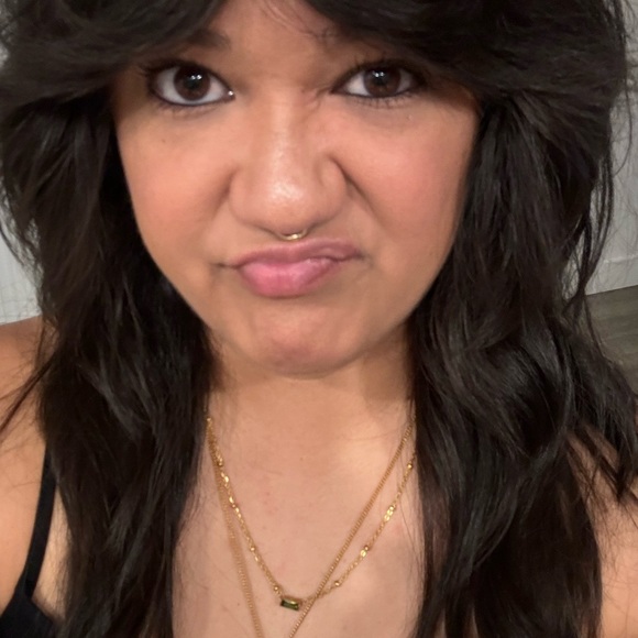 Meet your Posher, Kayla - Picture 1 of 1